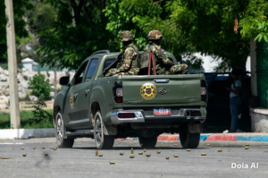 La GSF recibió restos que podrían pertenecer a los cuatro militares salvadoreños desaparecidos en Haití. El presidente B