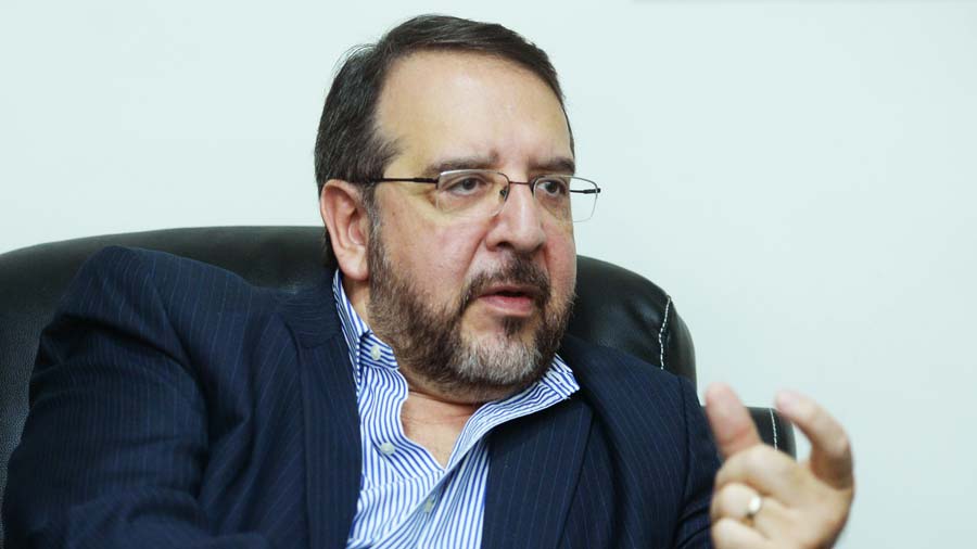 Fortín Magaña afirma que ARENA y el FMLN no enfrentaron a las pandillas porque había un régimen democrático que ponía lí
